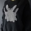 Bluza damska w Króliki cyrkonie - obrazek 3