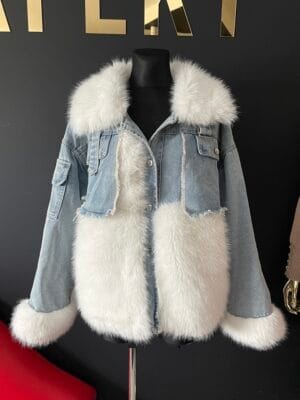 Kurtka Jeansowa z sztucznym futerkiem Rozmiar  Uniwersalny