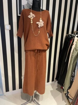 Komplet sweterkowy Koniak rozmiar Uniwersalny