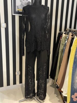 Eleganckie spodnie z koronką czarne rozmiar Uniwersalny